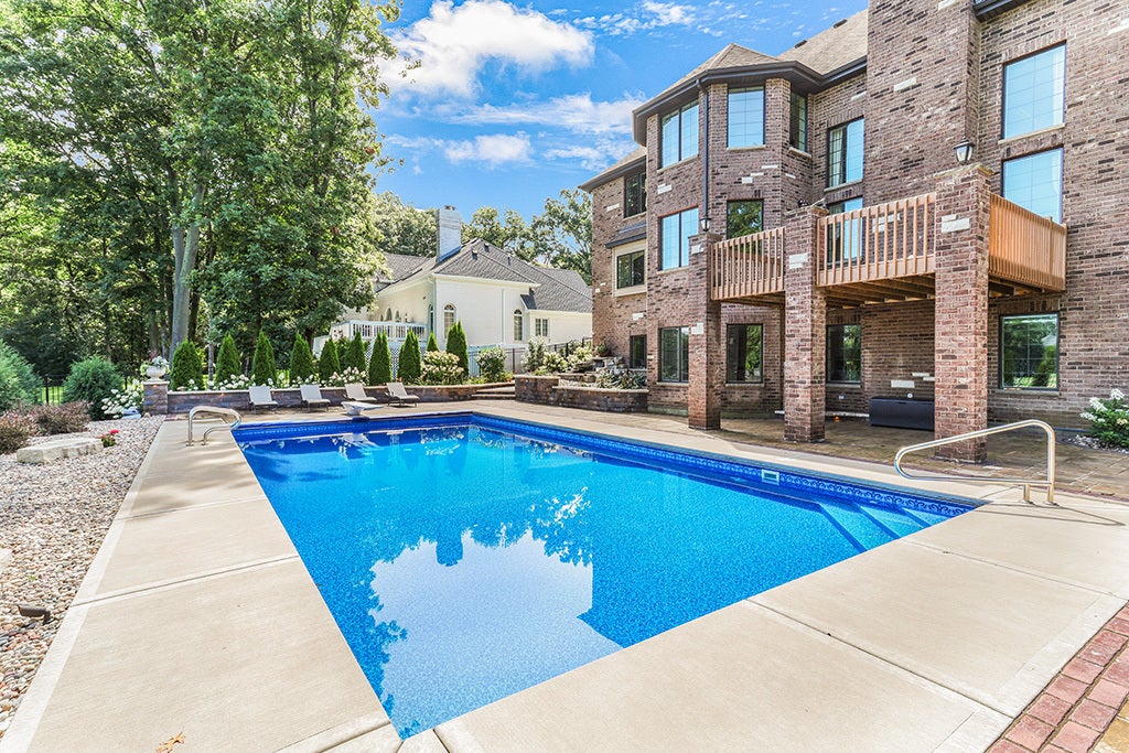14151 131st Street, Lemont, IL 60439 14151 131st Street, Lemont, IL 60439