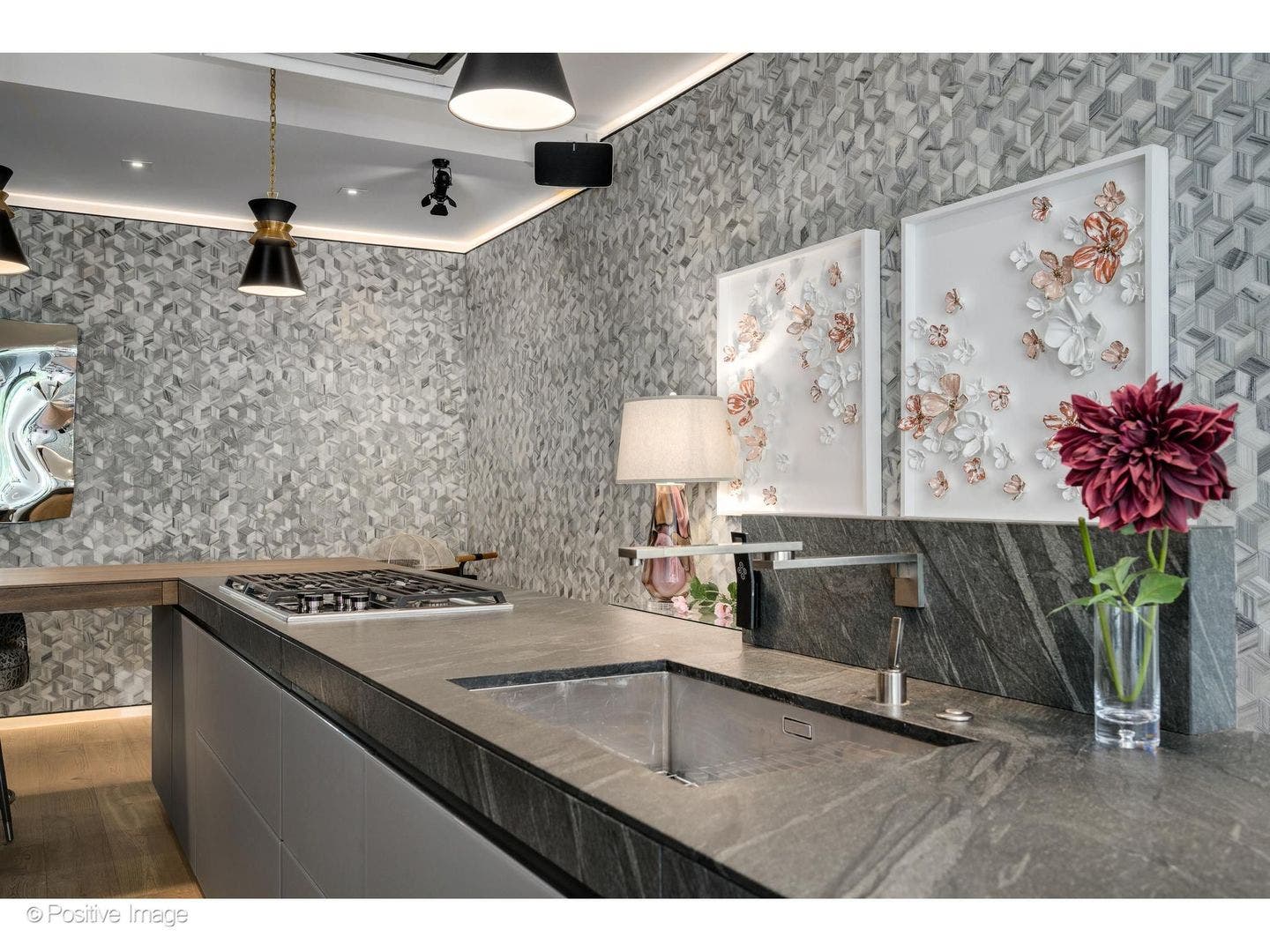 925 N Larrabee Street, #2S, Chicago, IL 60610 925 N Larrabee Street, #2S, Chicago, IL 60610