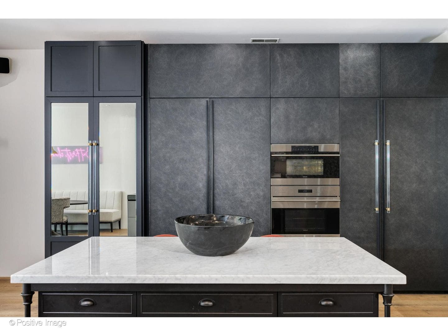 925 N Larrabee Street, #2S, Chicago, IL 60610 925 N Larrabee Street, #2S, Chicago, IL 60610