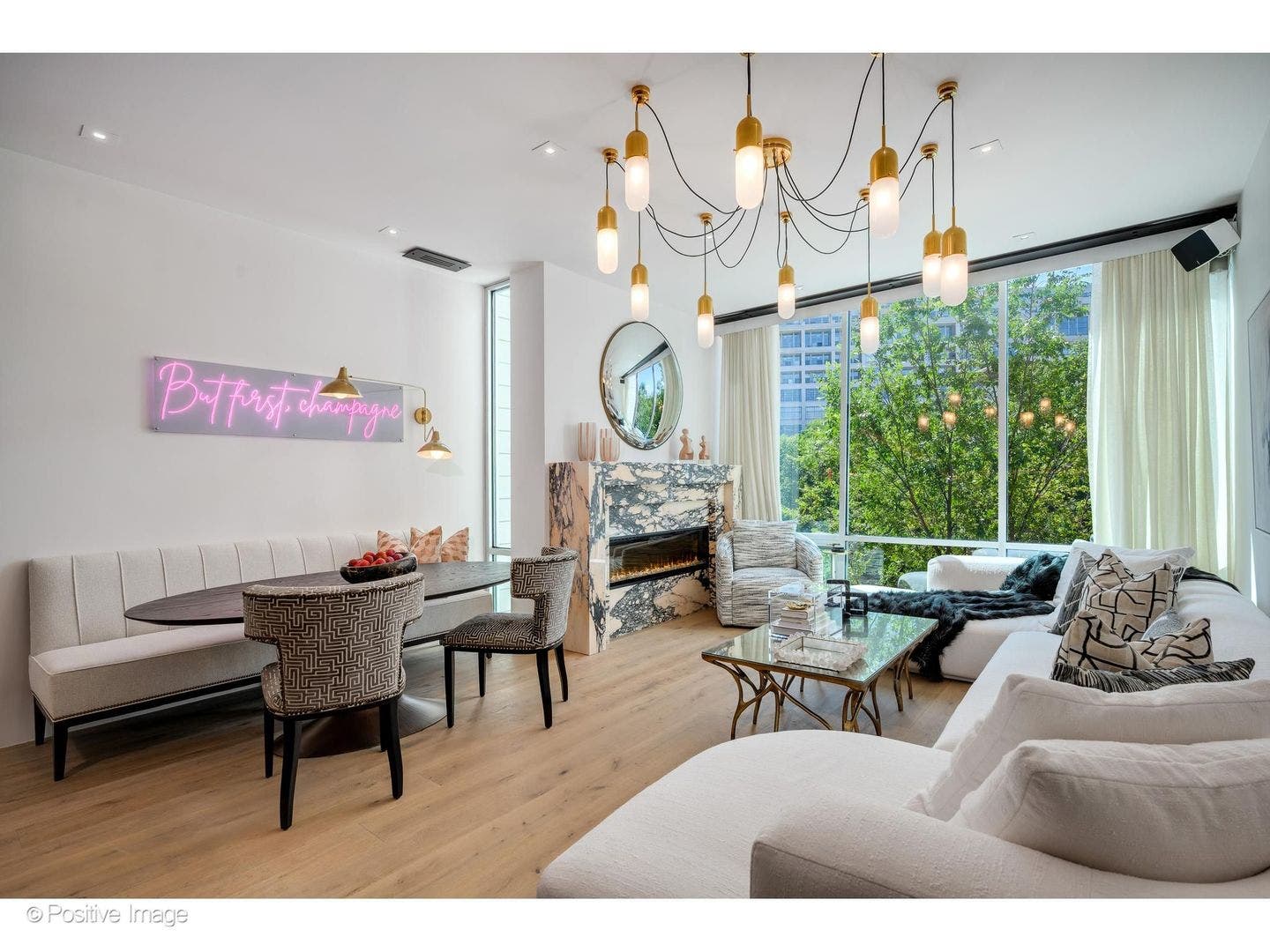 925 N Larrabee Street, #2S, Chicago, IL 60610 925 N Larrabee Street, #2S, Chicago, IL 60610