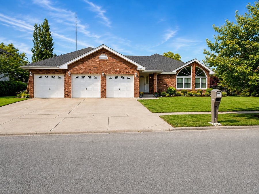 Property photo for 19451 Stonehenge Drive, Mokena, IL
