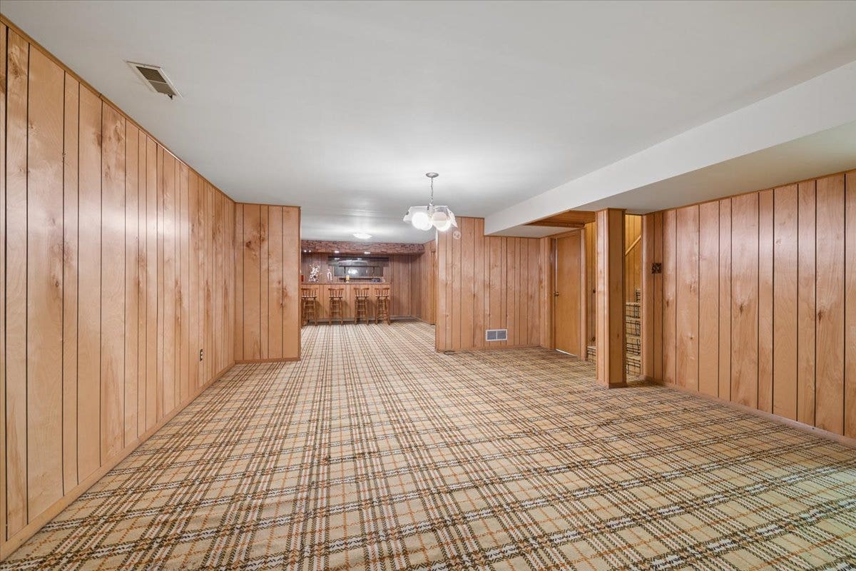 2021 Glenwood Avenue, Joliet, IL 60435