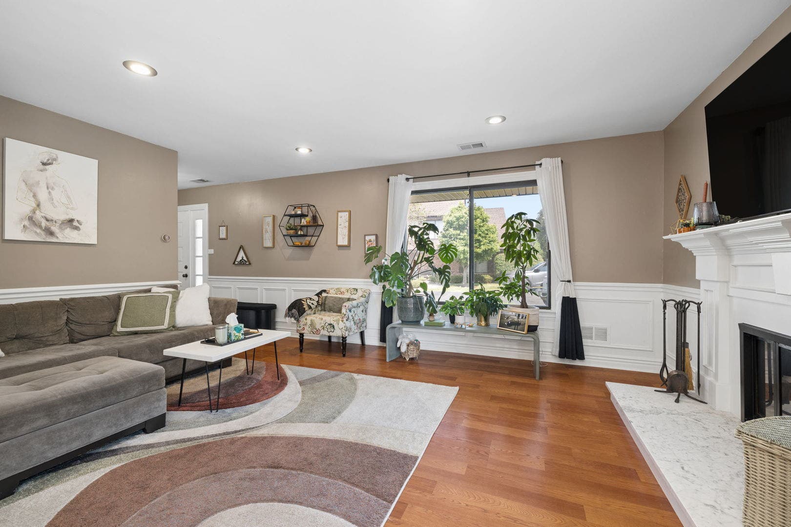 9219 Virginia Court, #901, Orland Park, IL 60462 9219 Virginia Court, #901, Orland Park, IL 60462