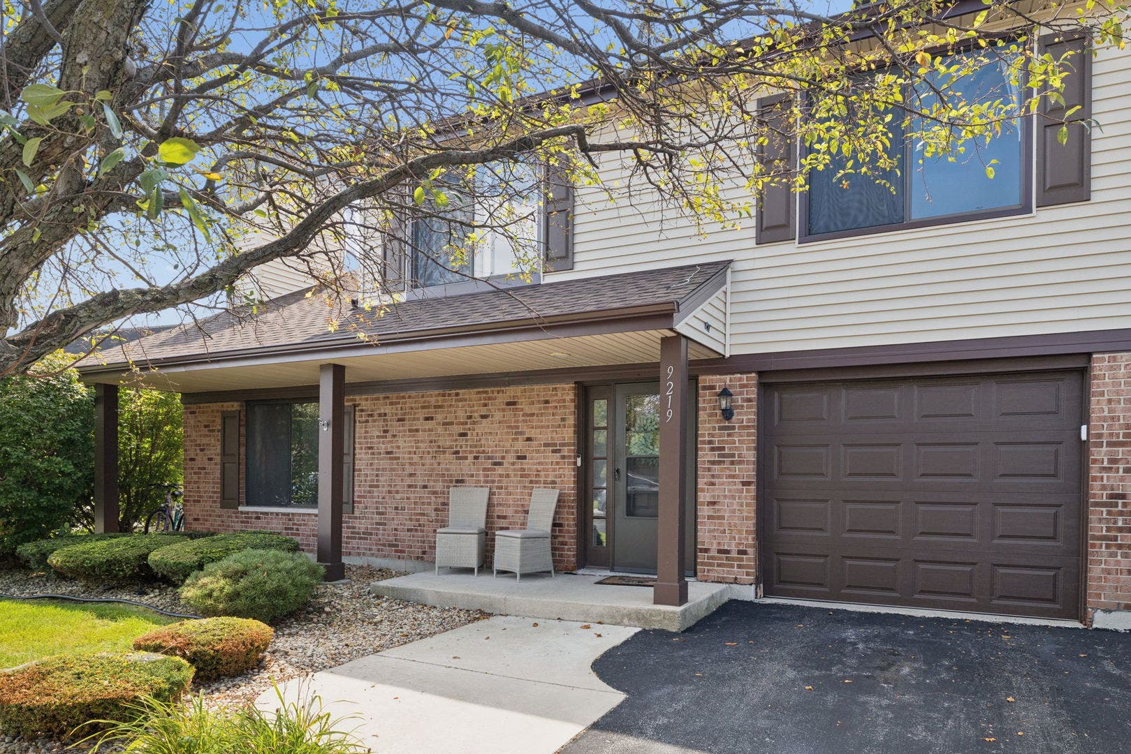 9219 Virginia Court, #901, Orland Park, IL 60462 9219 Virginia Court, #901, Orland Park, IL 60462