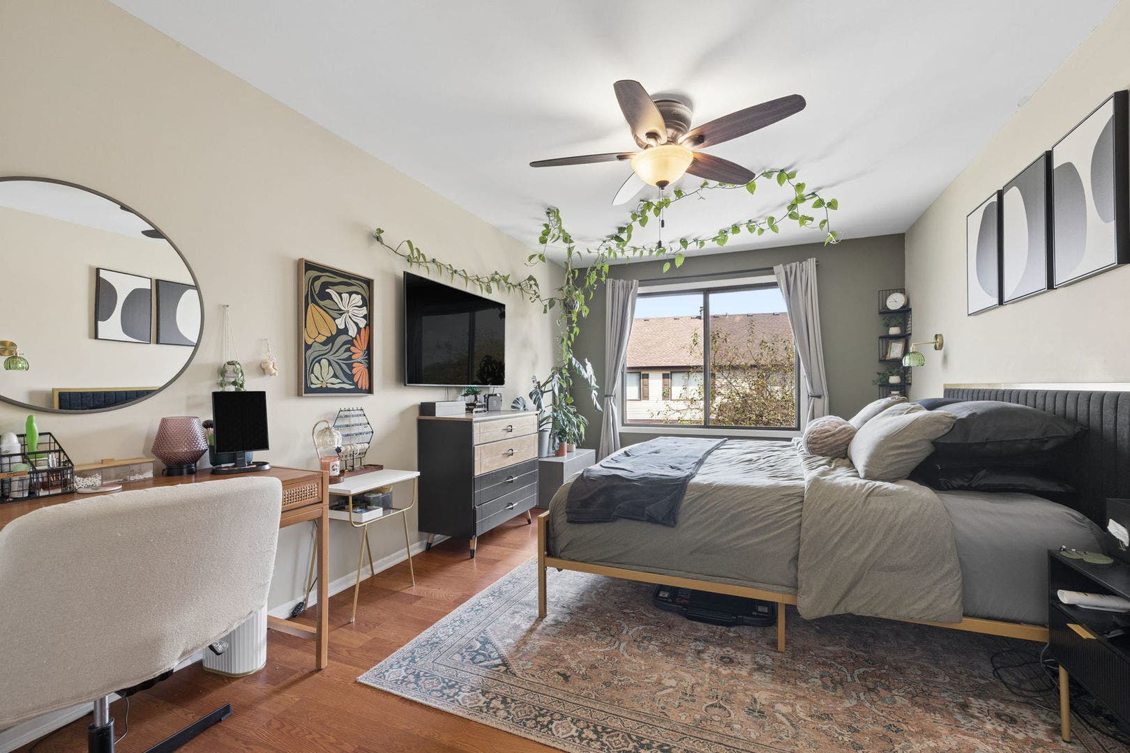 9219 Virginia Court, #901, Orland Park, IL 60462 9219 Virginia Court, #901, Orland Park, IL 60462