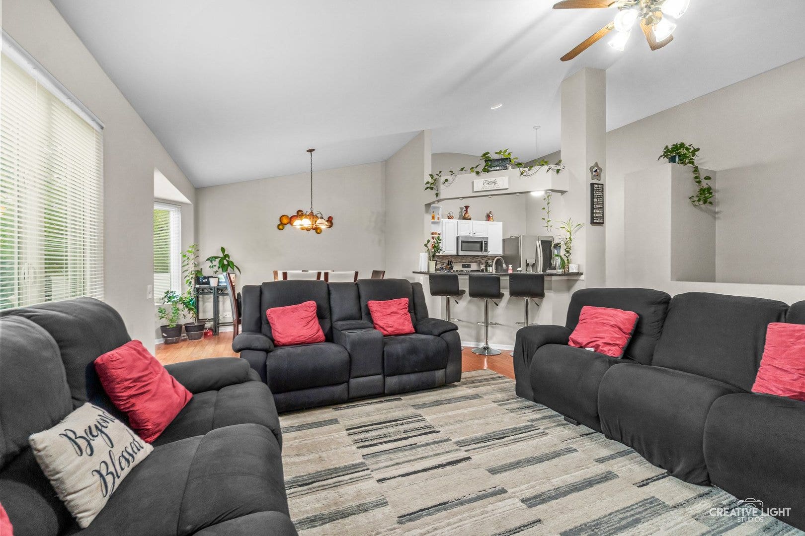 2377 Coral Cove, Elgin, IL 60123 2377 Coral Cove, Elgin, IL 60123