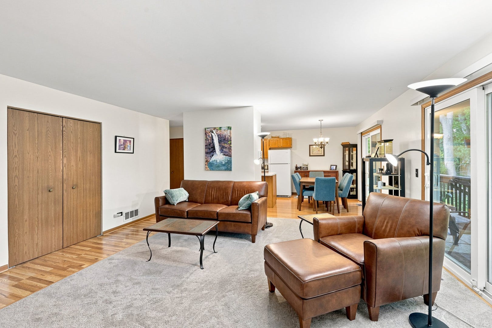 305 N Airlite Street, #A, Elgin, IL 60123 305 N Airlite Street, #A, Elgin, IL 60123