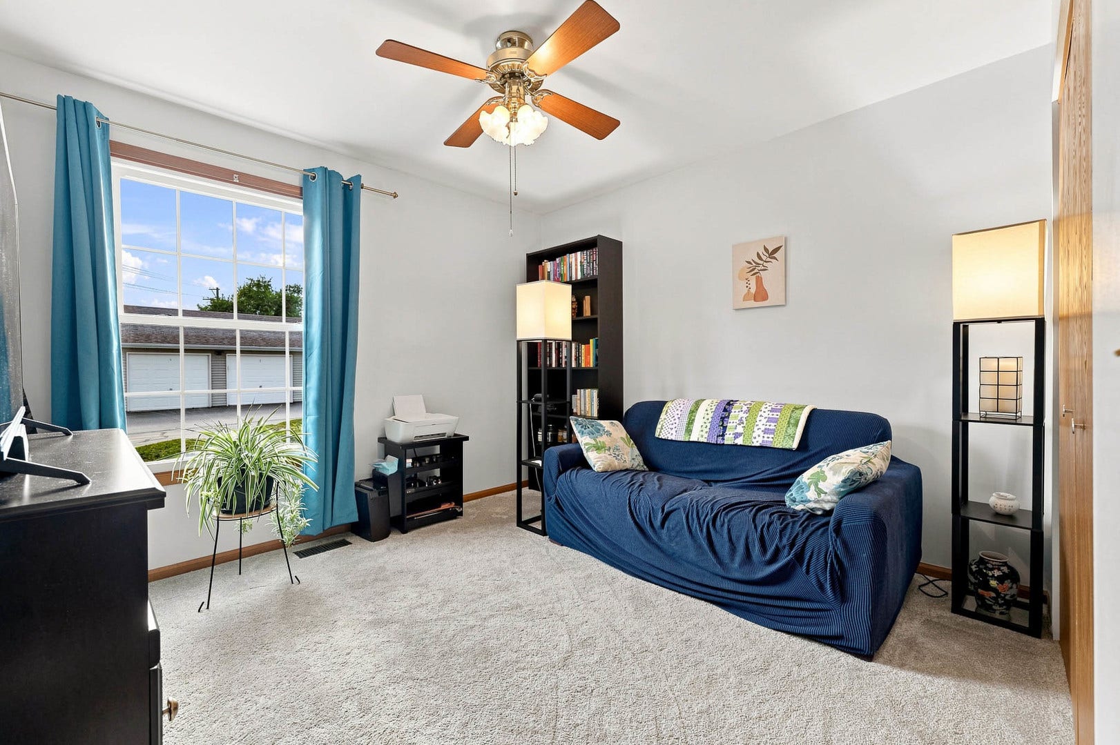 305 N Airlite Street, #A, Elgin, IL 60123 305 N Airlite Street, #A, Elgin, IL 60123
