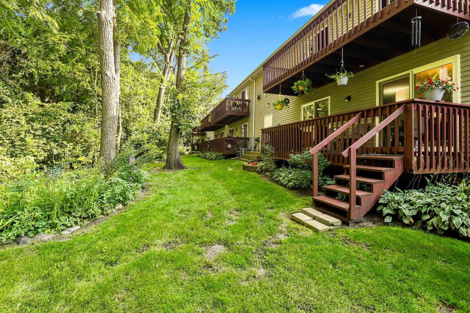 305 N Airlite Street, #A, Elgin, IL 60123 305 N Airlite Street, #A, Elgin, IL 60123