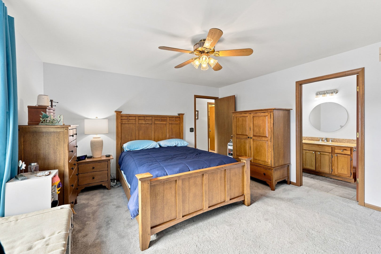 305 N Airlite Street, #A, Elgin, IL 60123 305 N Airlite Street, #A, Elgin, IL 60123