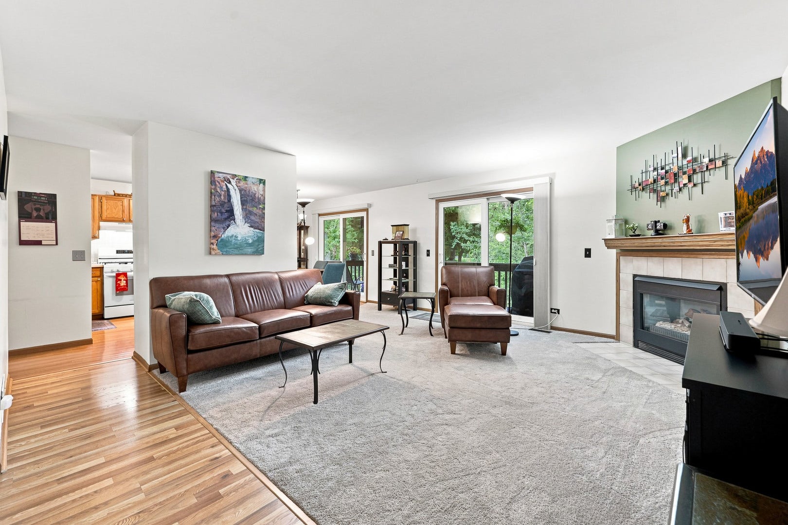 305 N Airlite Street, #A, Elgin, IL 60123 305 N Airlite Street, #A, Elgin, IL 60123