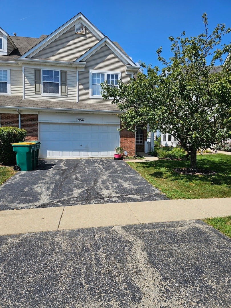 956 Bluebell Circle, Joliet, IL 60431 956 Bluebell Circle, Joliet, IL 60431
