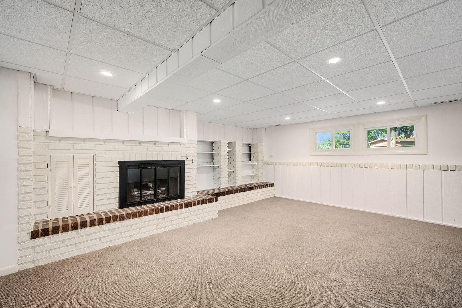 6151 Leonard Avenue, Downers Grove, IL 60516