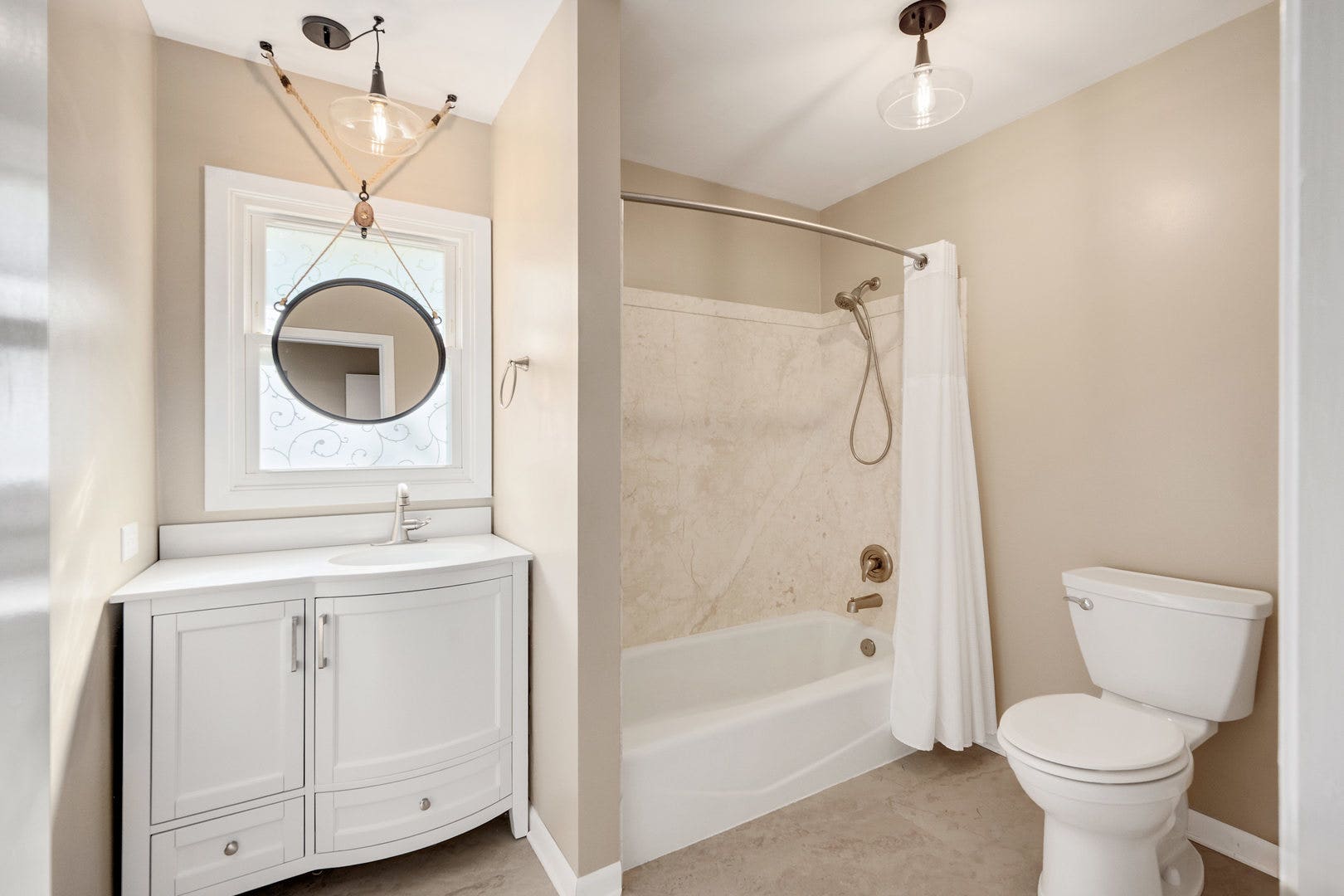 6151 Leonard Avenue, Downers Grove, IL 60516