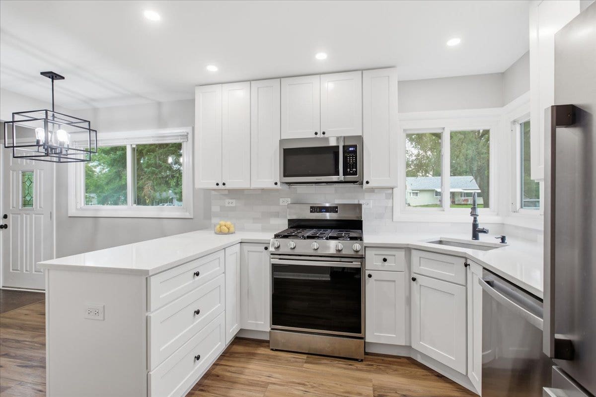 1108 Kim Place, Lemont, IL 60439 1108 Kim Place, Lemont, IL 60439