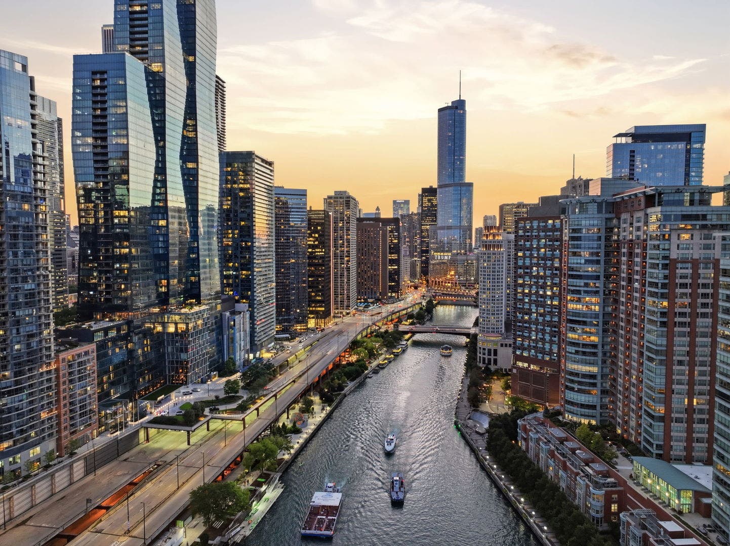 415 E North Water Street, #2805, Chicago, IL 60611 415 E North Water Street, #2805, Chicago, IL 60611