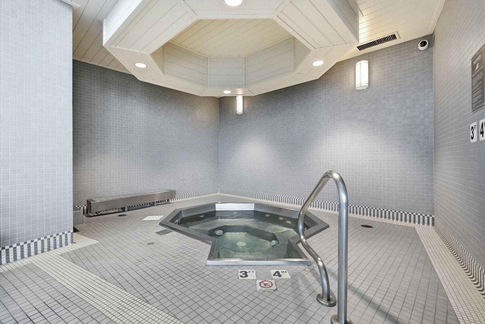 415 E North Water Street, #2805, Chicago, IL 60611 415 E North Water Street, #2805, Chicago, IL 60611
