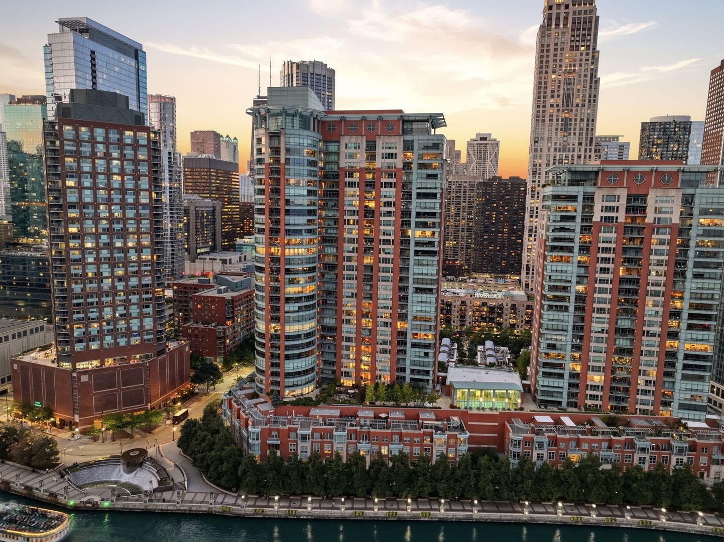 415 E North Water Street, #2805, Chicago, IL 60611 415 E North Water Street, #2805, Chicago, IL 60611