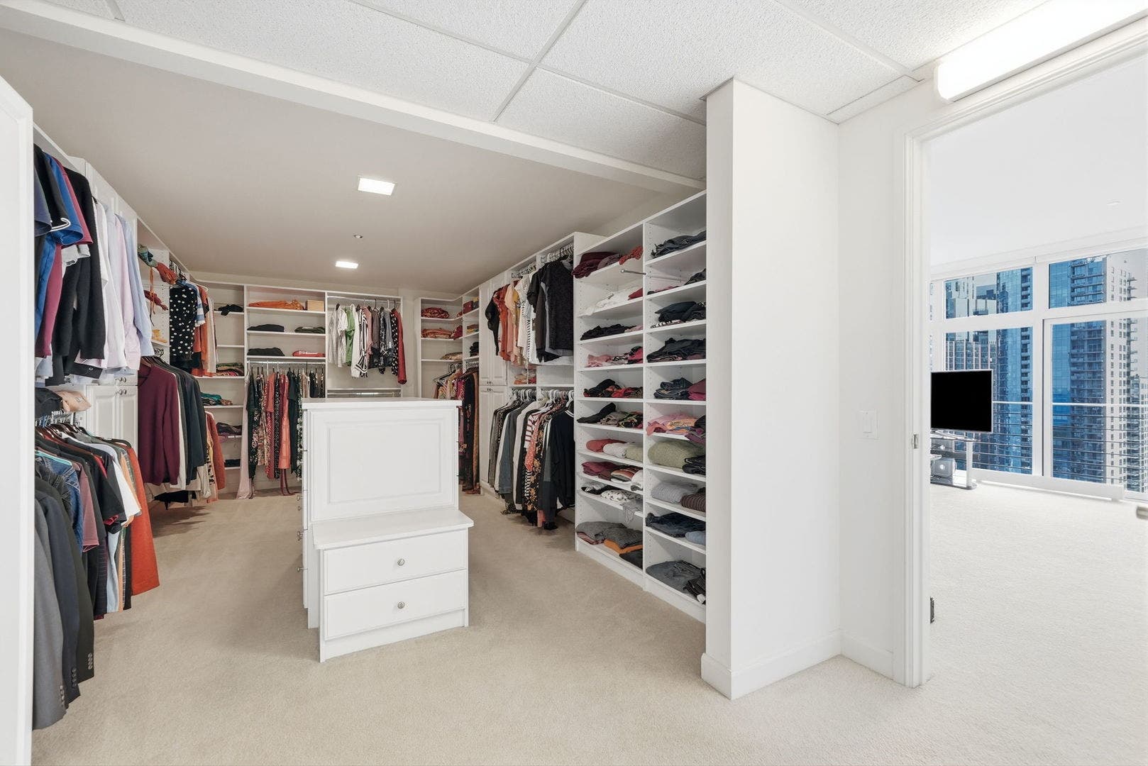 415 E North Water Street, #2805, Chicago, IL 60611 415 E North Water Street, #2805, Chicago, IL 60611