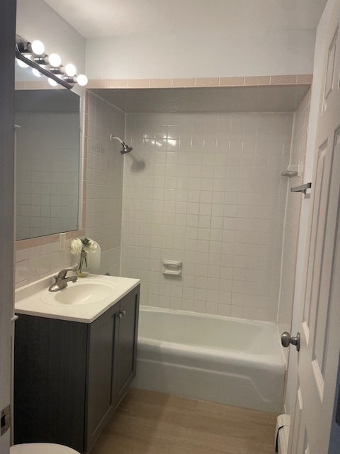 2343 Ogden Avenue, #11, Downers Grove, IL 60515