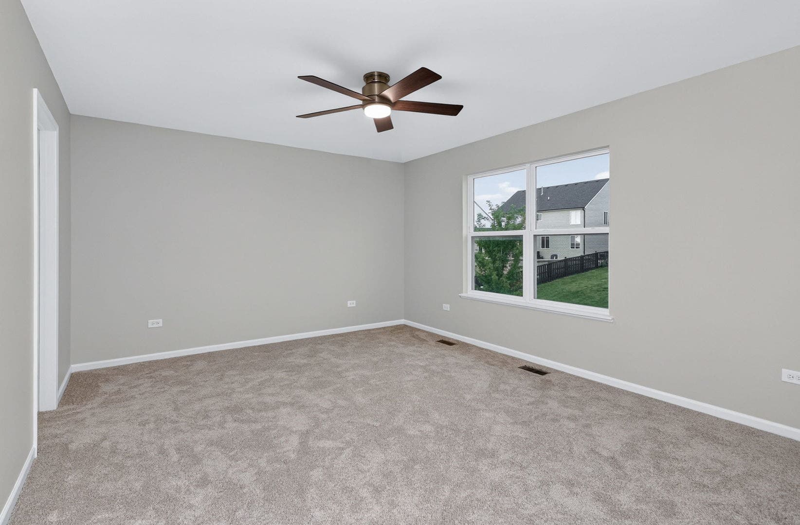 1816 Oxford Way, Joliet, IL 60431