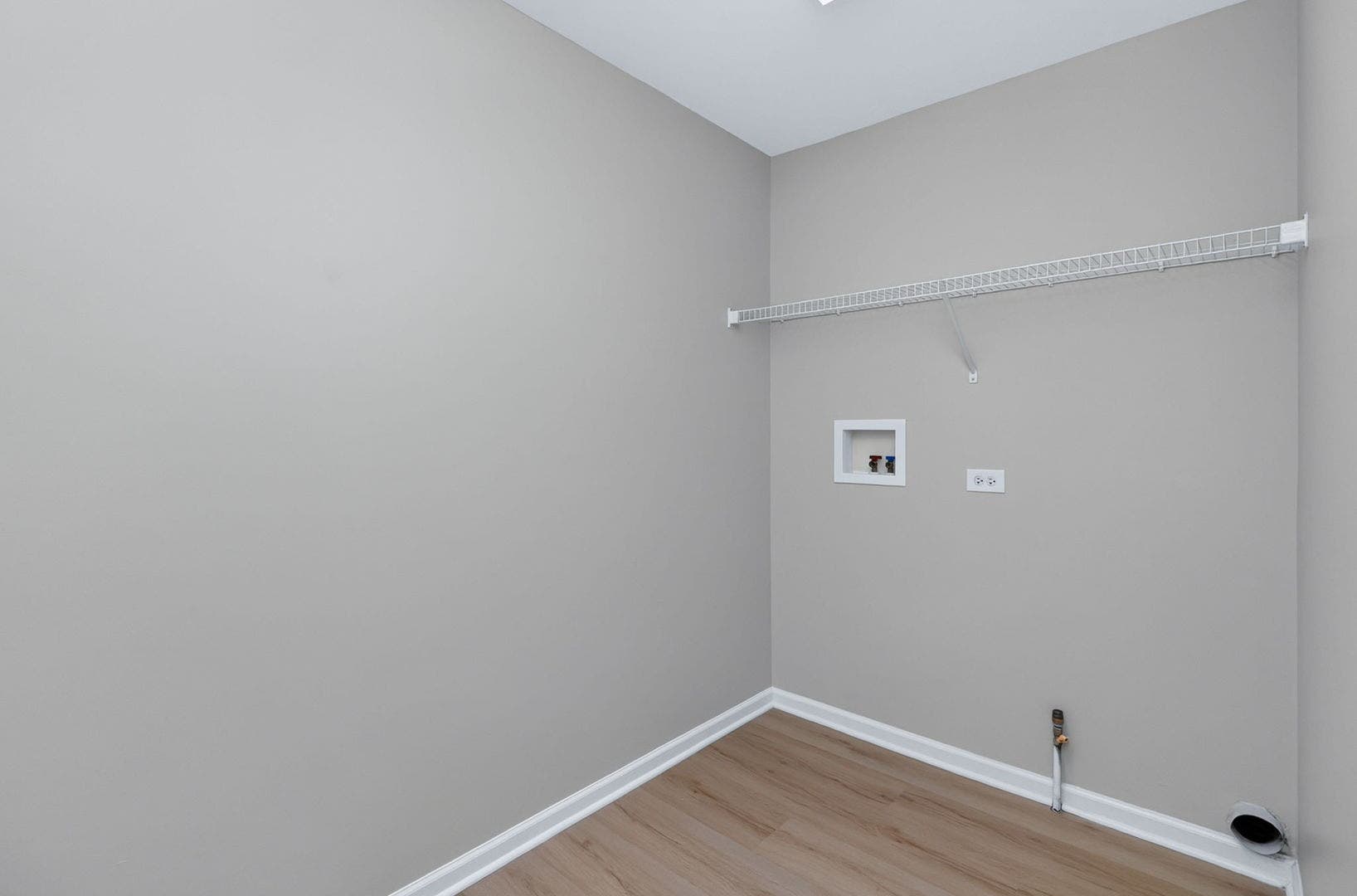 1816 Oxford Way, Joliet, IL 60431