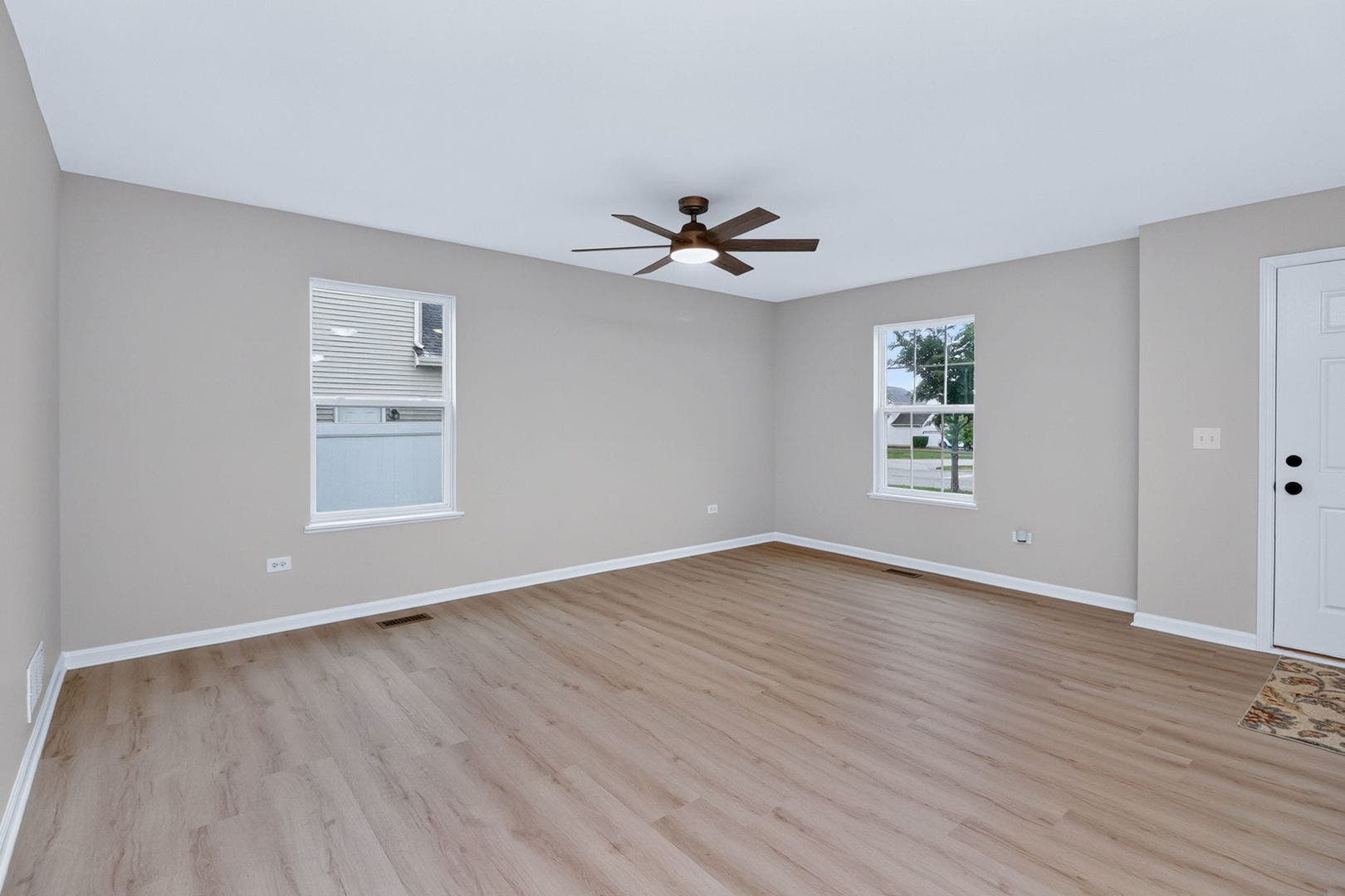 1816 Oxford Way, Joliet, IL 60431