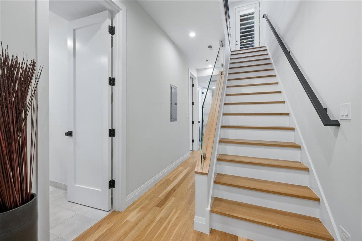 2719 W Haddon Avenue, #1, Chicago, IL 60622 2719 W Haddon Avenue, #1, Chicago, IL 60622