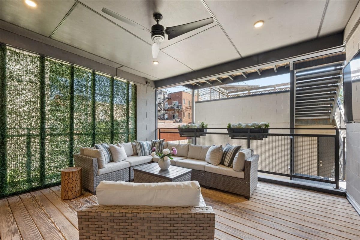 2719 W Haddon Avenue, #1, Chicago, IL 60622 2719 W Haddon Avenue, #1, Chicago, IL 60622