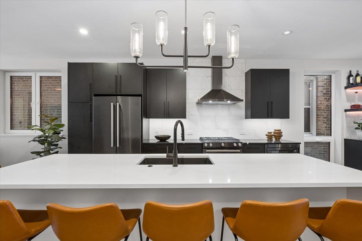 2719 W Haddon Avenue, #1, Chicago, IL 60622 2719 W Haddon Avenue, #1, Chicago, IL 60622