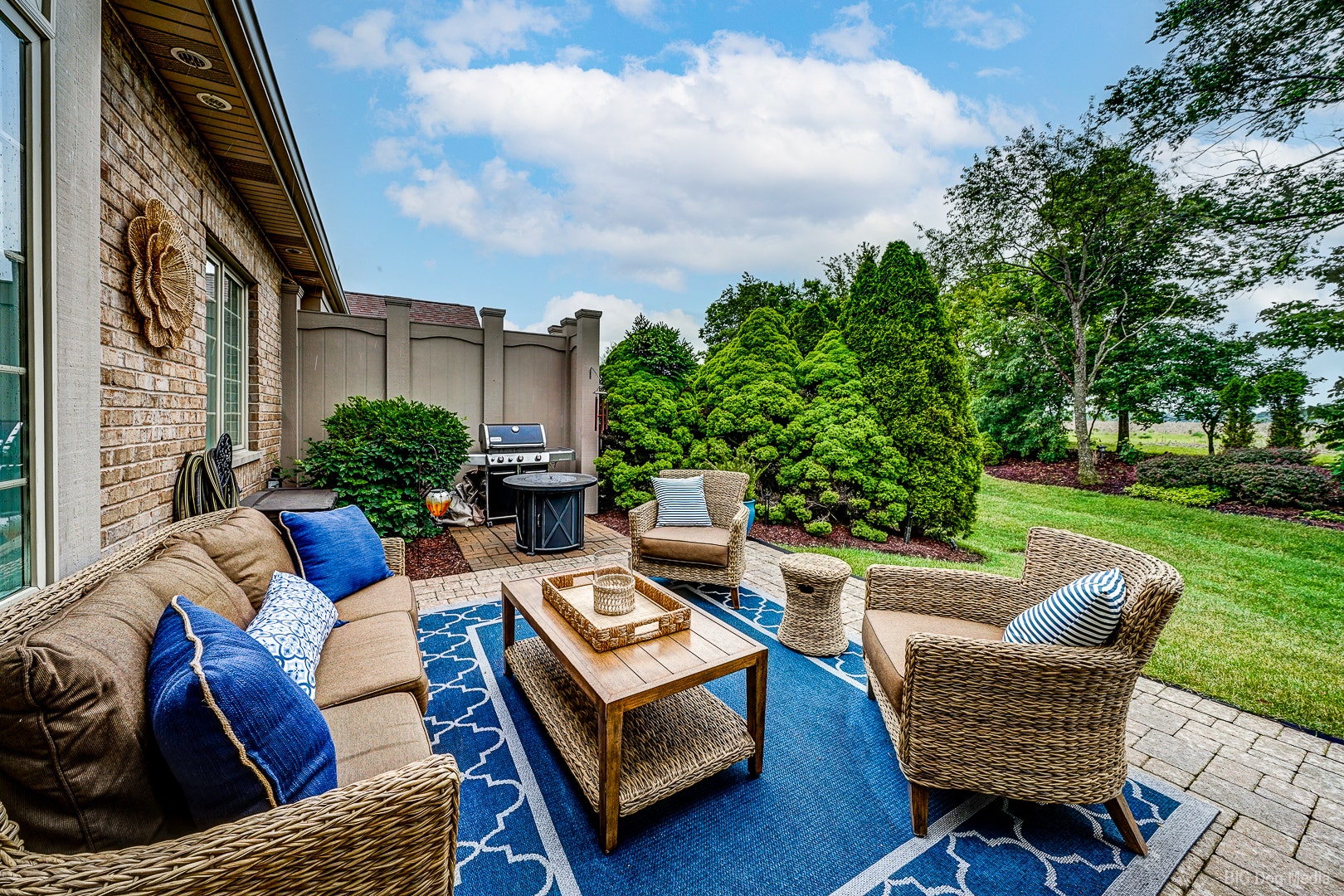8999 Holland Harbor Circle, Frankfort, IL 60423 8999 Holland Harbor Circle, Frankfort, IL 60423
