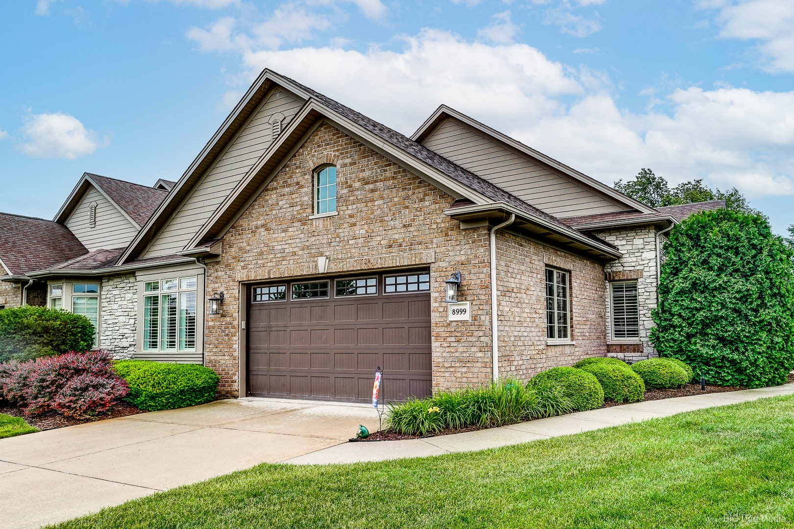 8999 Holland Harbor Circle, Frankfort, IL 60423 8999 Holland Harbor Circle, Frankfort, IL 60423