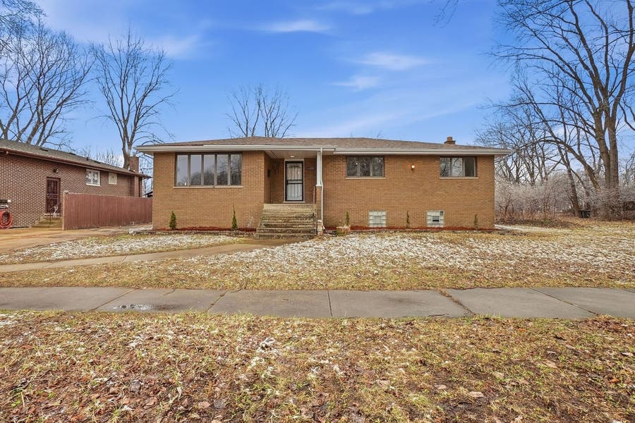 Property photo for 14315 S Manistee Avenue, Burnham, IL