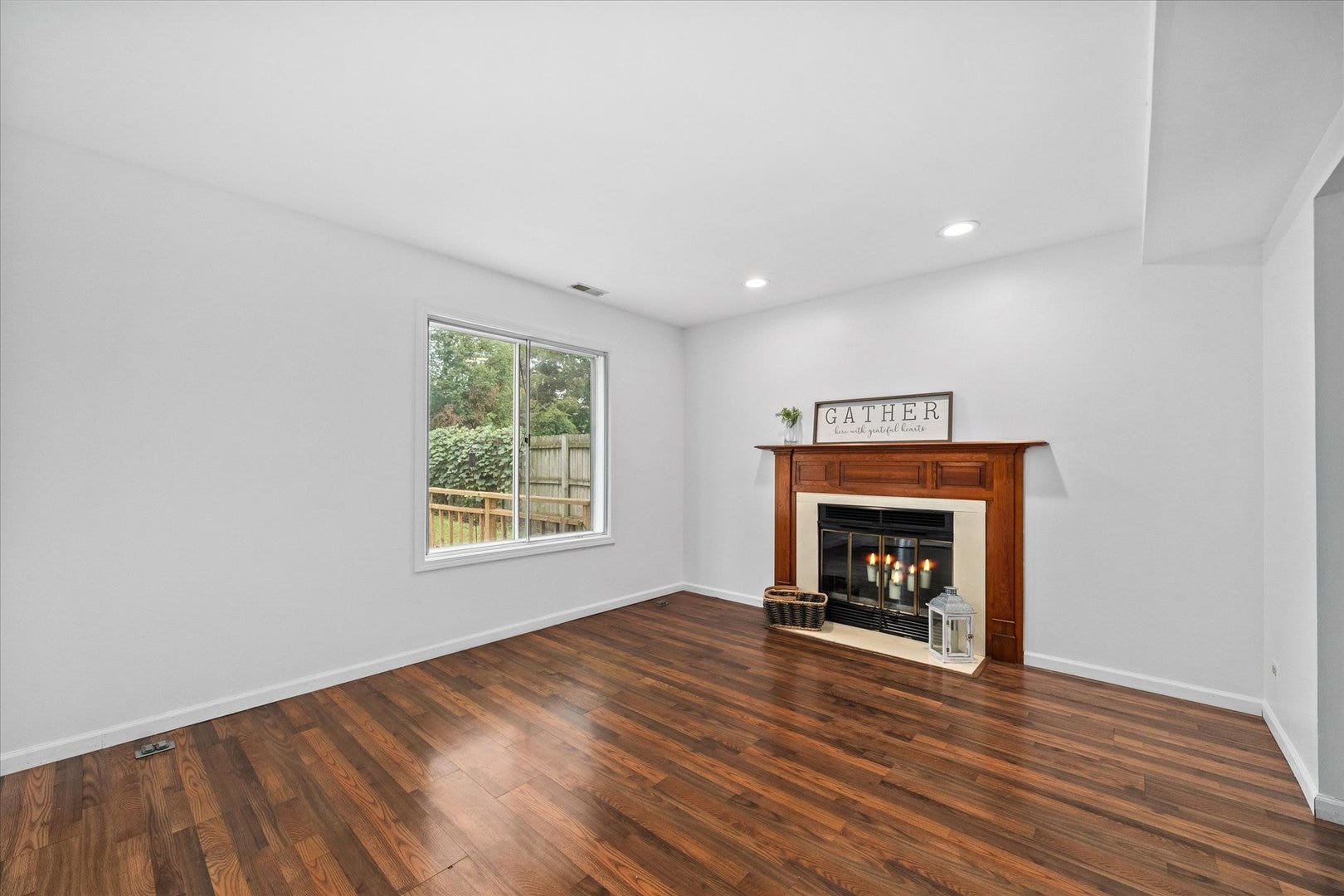2398 Blue Spruce Lane, Aurora, IL 60502