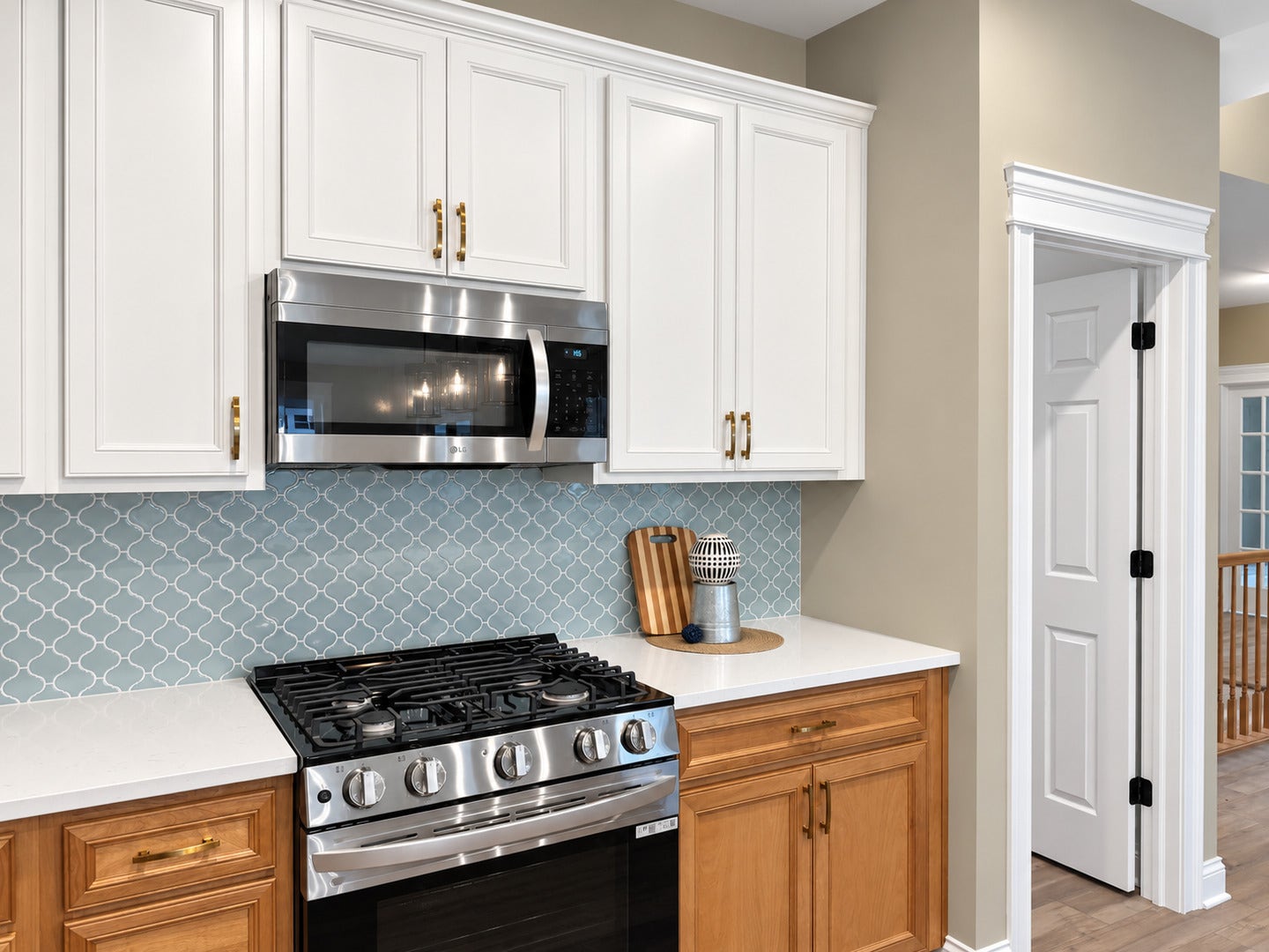 214 Burr Oak Circle, Elgin, IL 60124 214 Burr Oak Circle, Elgin, IL 60124