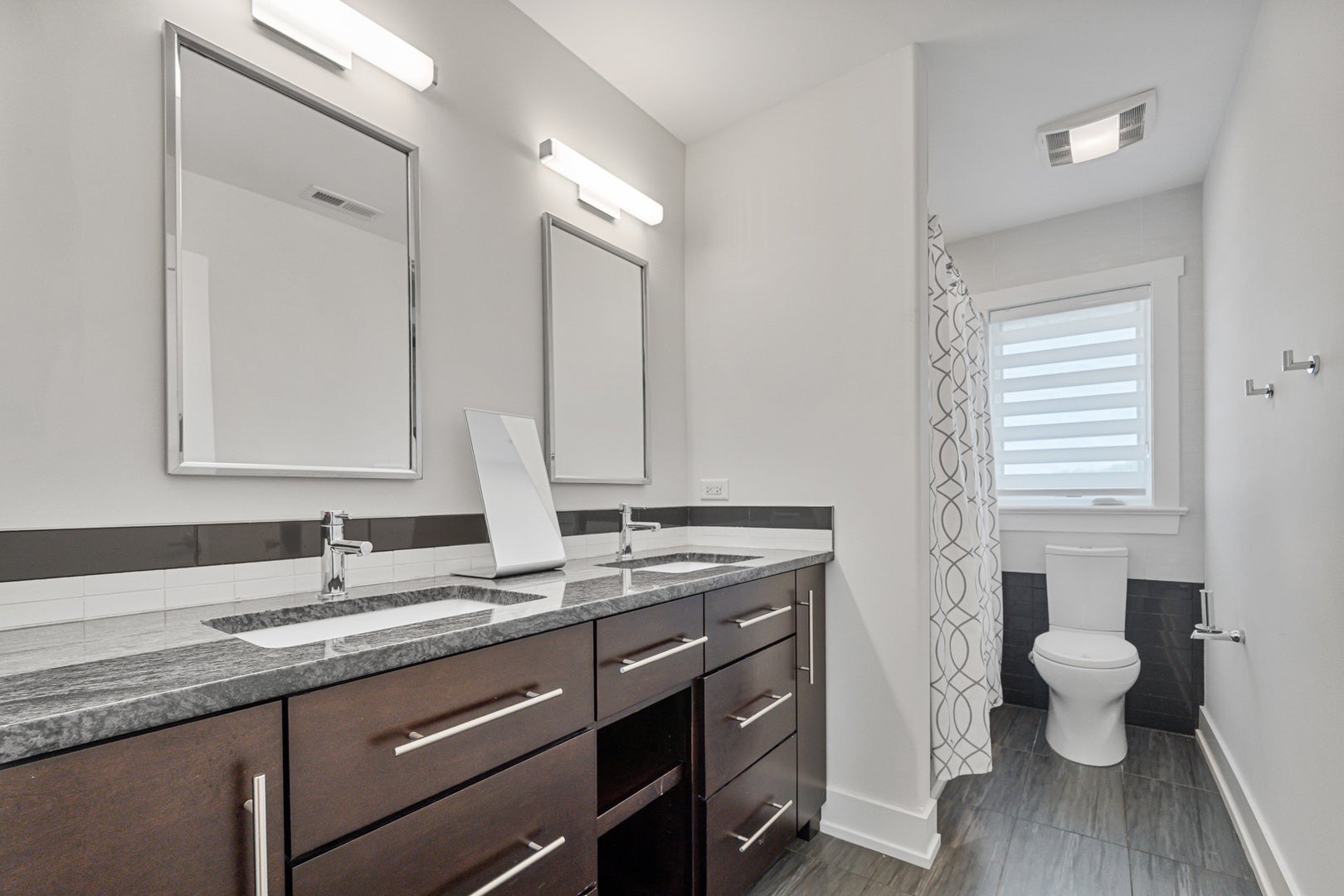 9320 W 144th Place, Orland Park, IL 60462