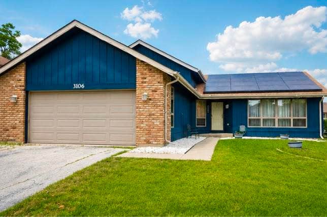 Property photo for 3106 Hedgerow Lane, Homewood, IL