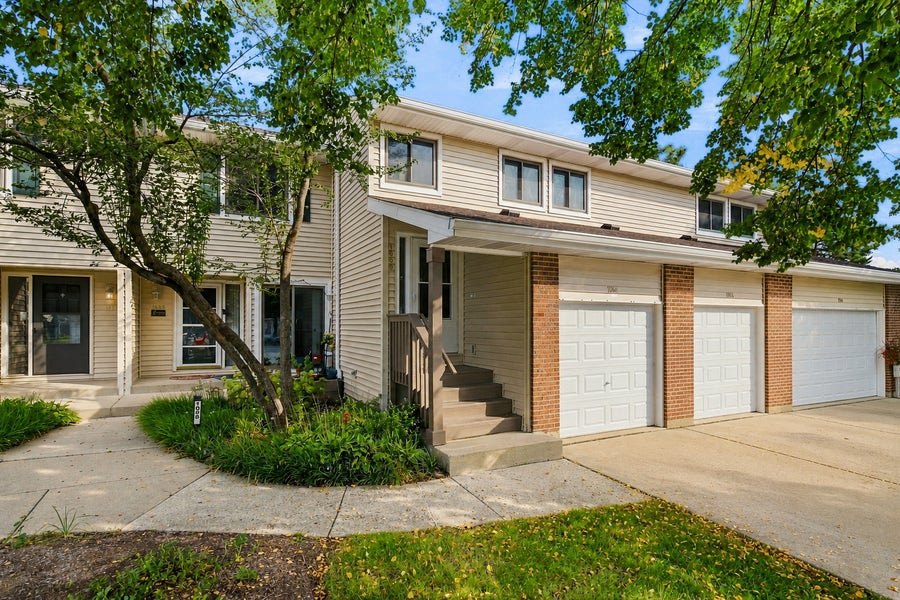 Property photo for 1056 N Pine Tree Circle, #0, Buffalo Grove, IL