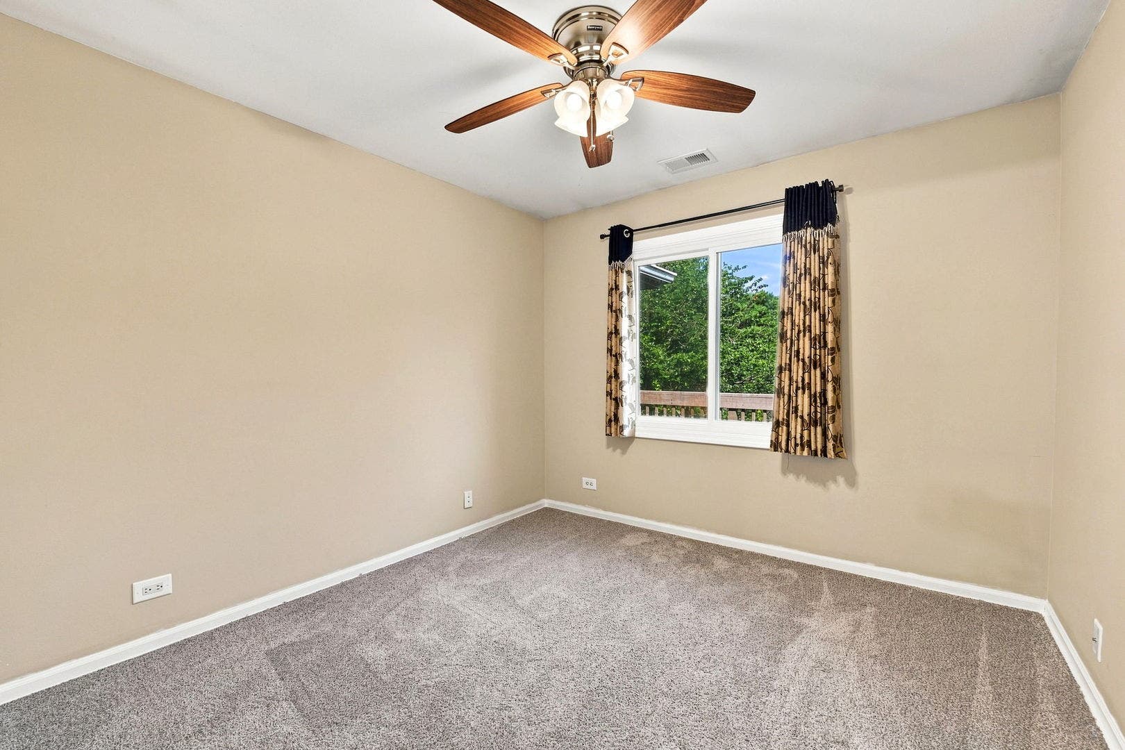 1056 N Pine Tree Circle, #0, Buffalo Grove, IL 60089 1056 N Pine Tree Circle, #0, Buffalo Grove, IL 60089