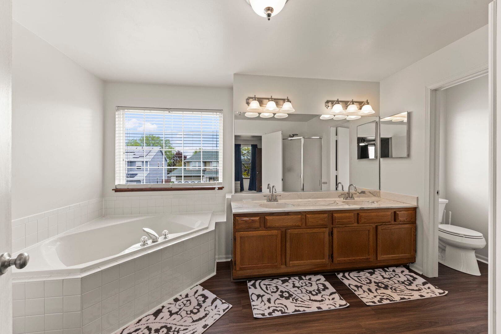 900 Chelsea Court, Aurora, IL 60504 900 Chelsea Court, Aurora, IL 60504