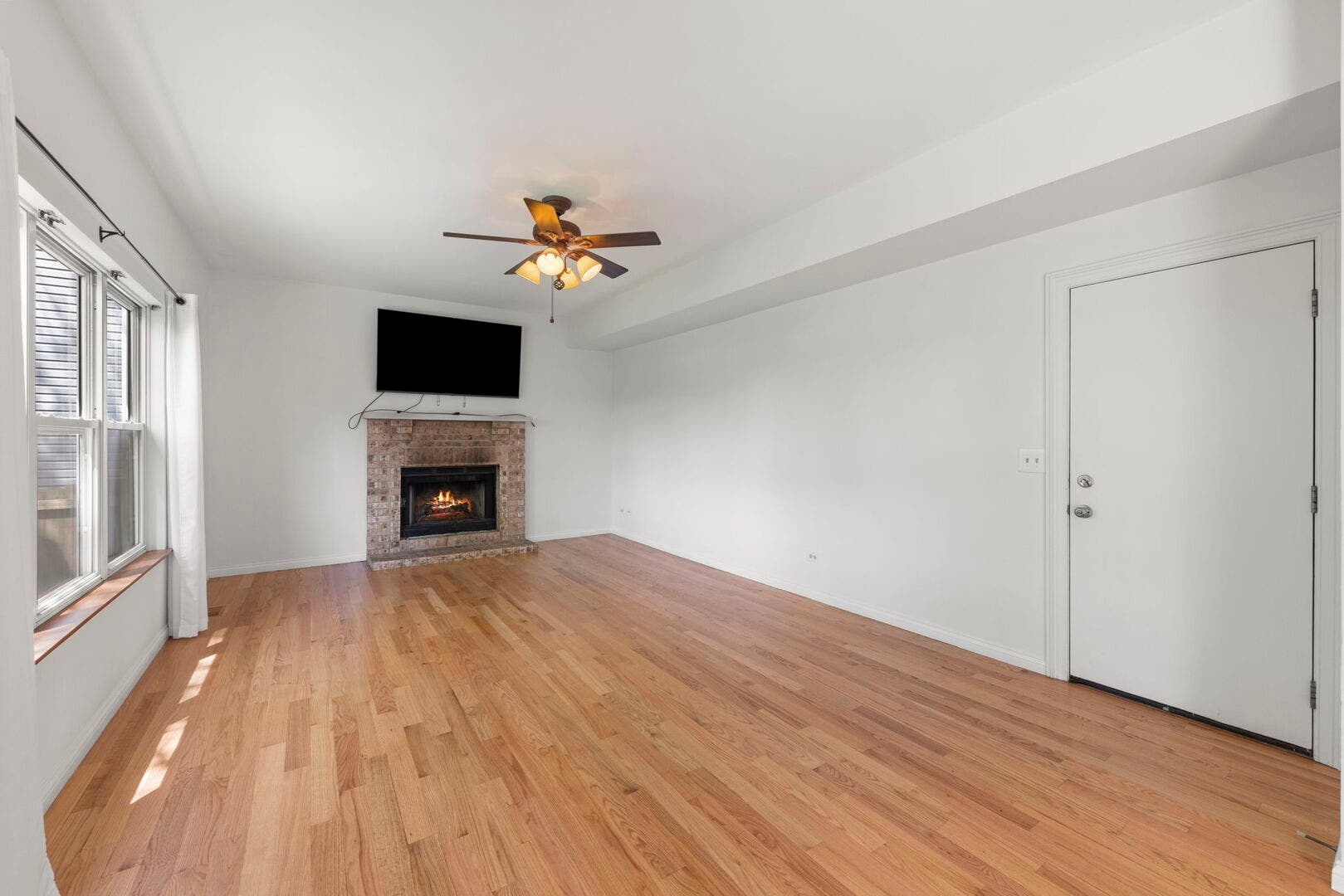 900 Chelsea Court, Aurora, IL 60504 900 Chelsea Court, Aurora, IL 60504
