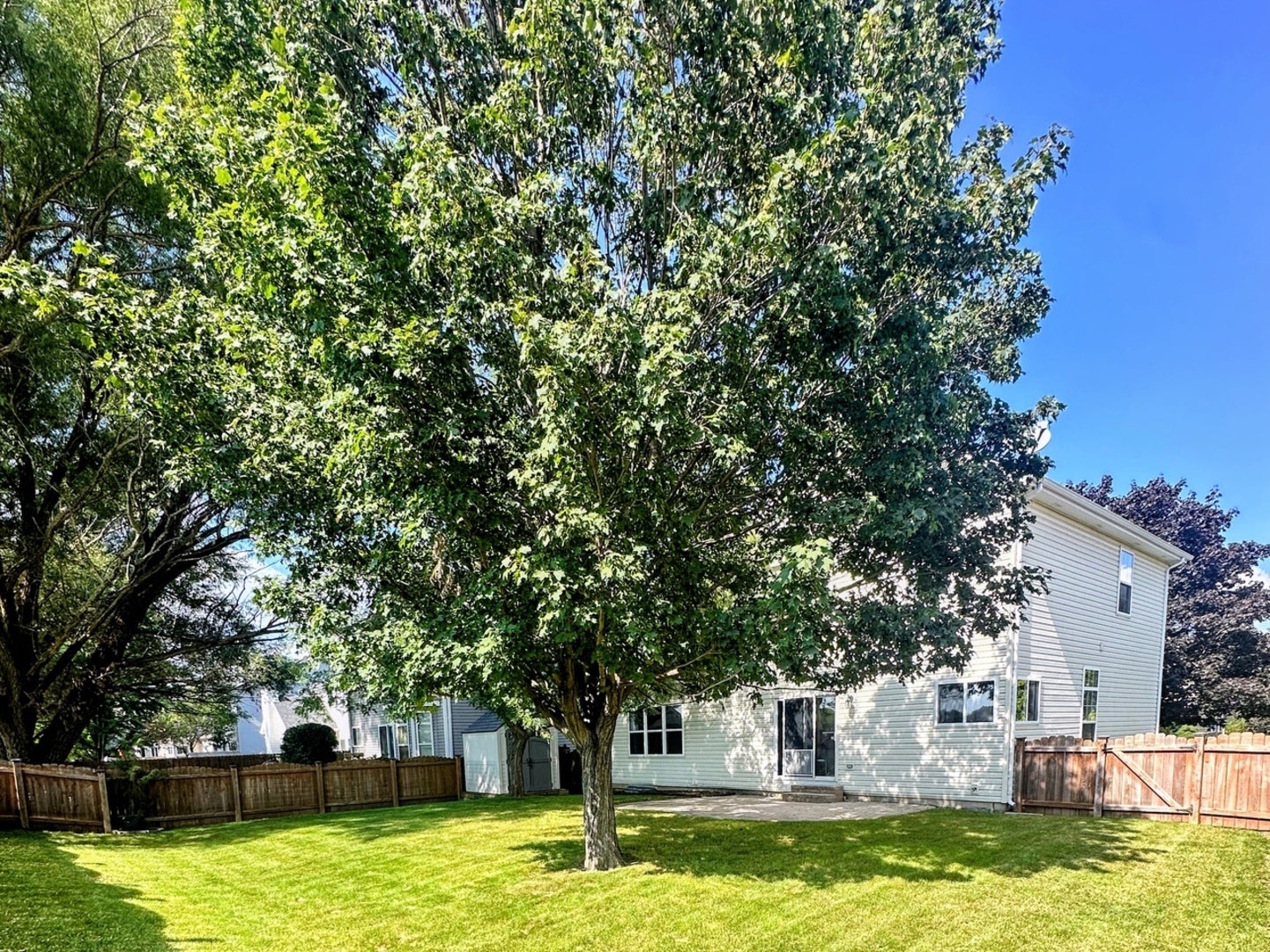 900 Chelsea Court, Aurora, IL 60504 900 Chelsea Court, Aurora, IL 60504
