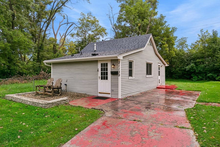 Property photo for 21139 Olympian Way, Matteson, IL