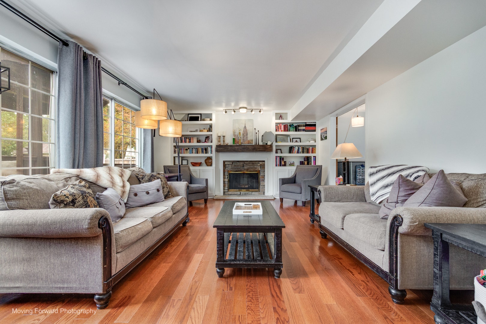1301 Big Oak Trail, Aurora, IL 60506 1301 Big Oak Trail, Aurora, IL 60506