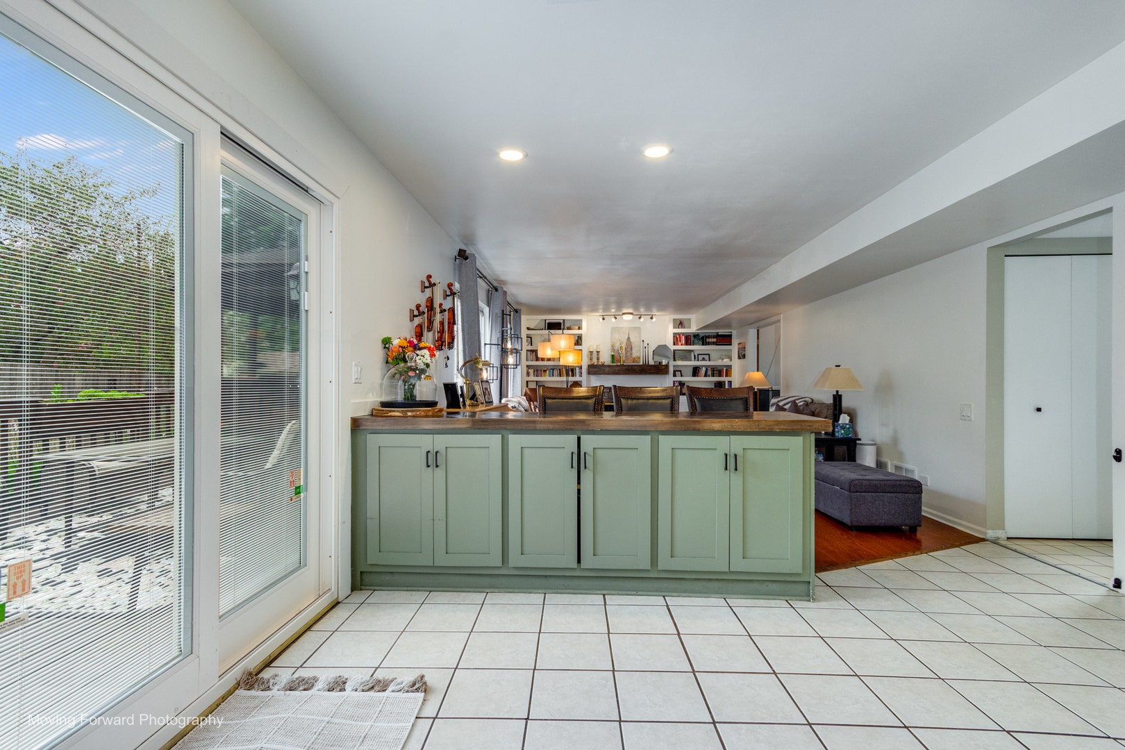 1301 Big Oak Trail, Aurora, IL 60506 1301 Big Oak Trail, Aurora, IL 60506