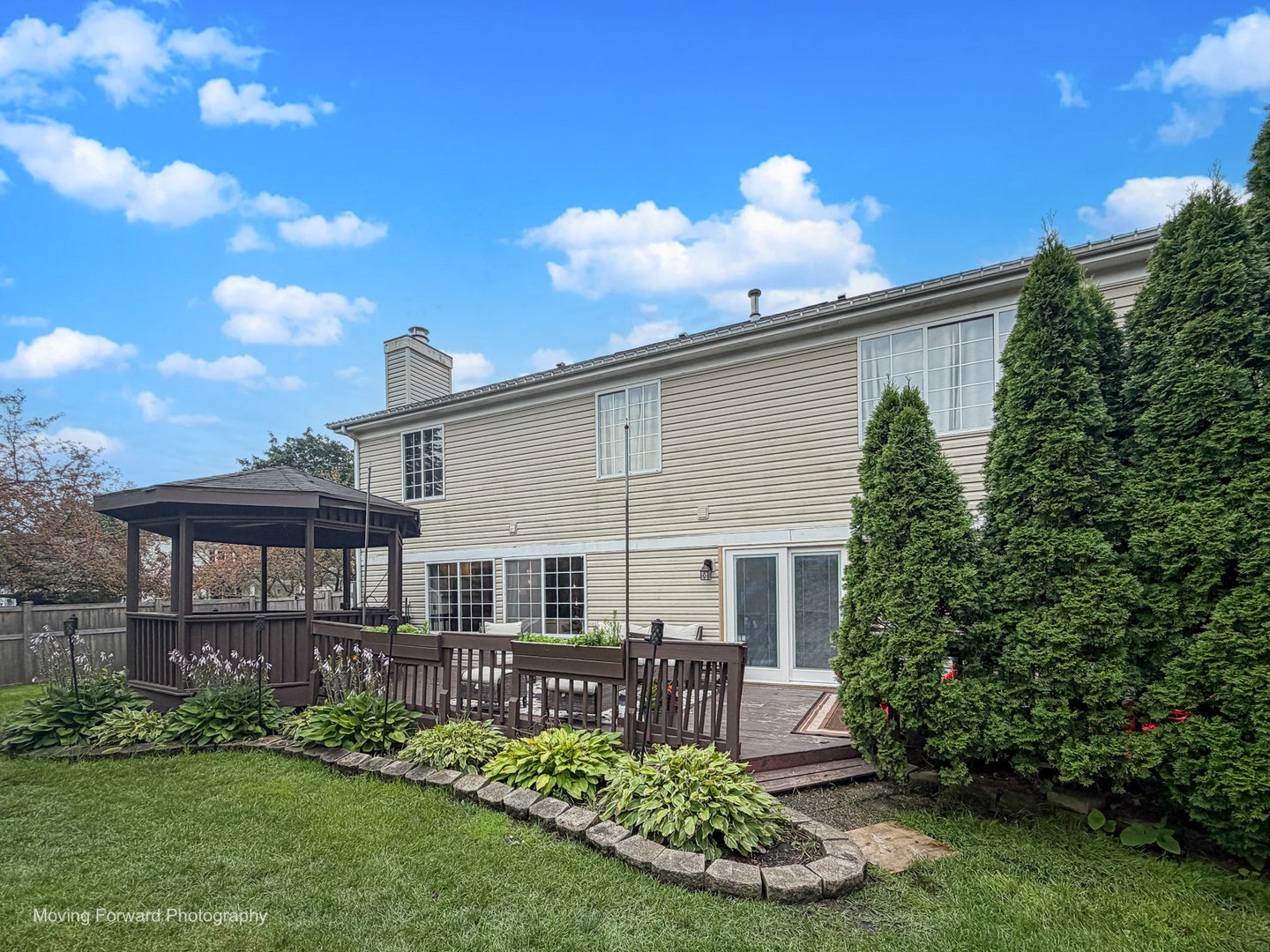 1301 Big Oak Trail, Aurora, IL 60506 1301 Big Oak Trail, Aurora, IL 60506