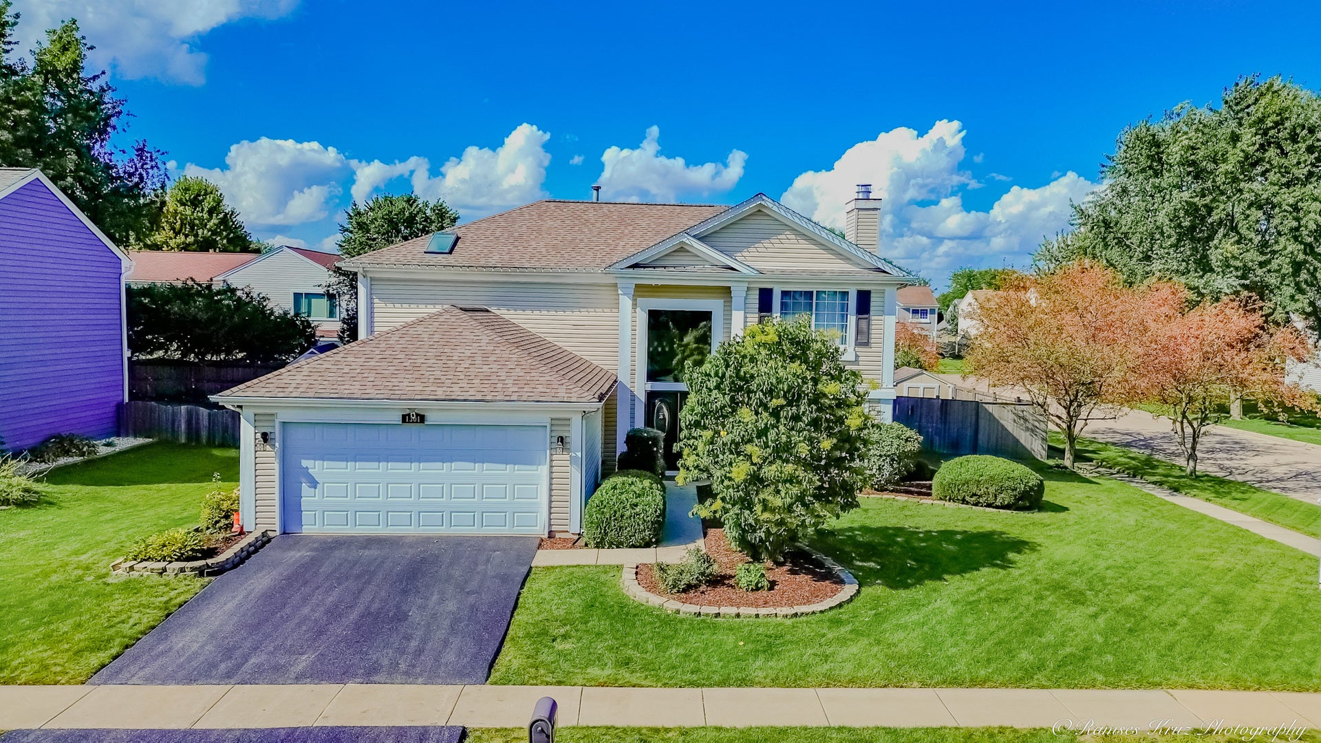 1301 Big Oak Trail, Aurora, IL 60506 1301 Big Oak Trail, Aurora, IL 60506