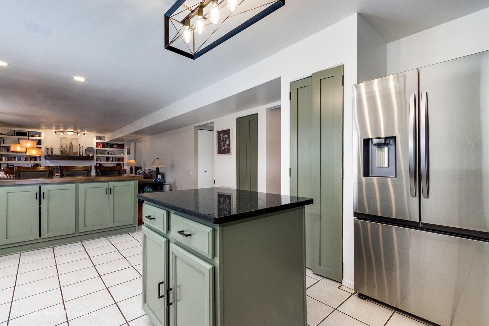 1301 Big Oak Trail, Aurora, IL 60506 1301 Big Oak Trail, Aurora, IL 60506