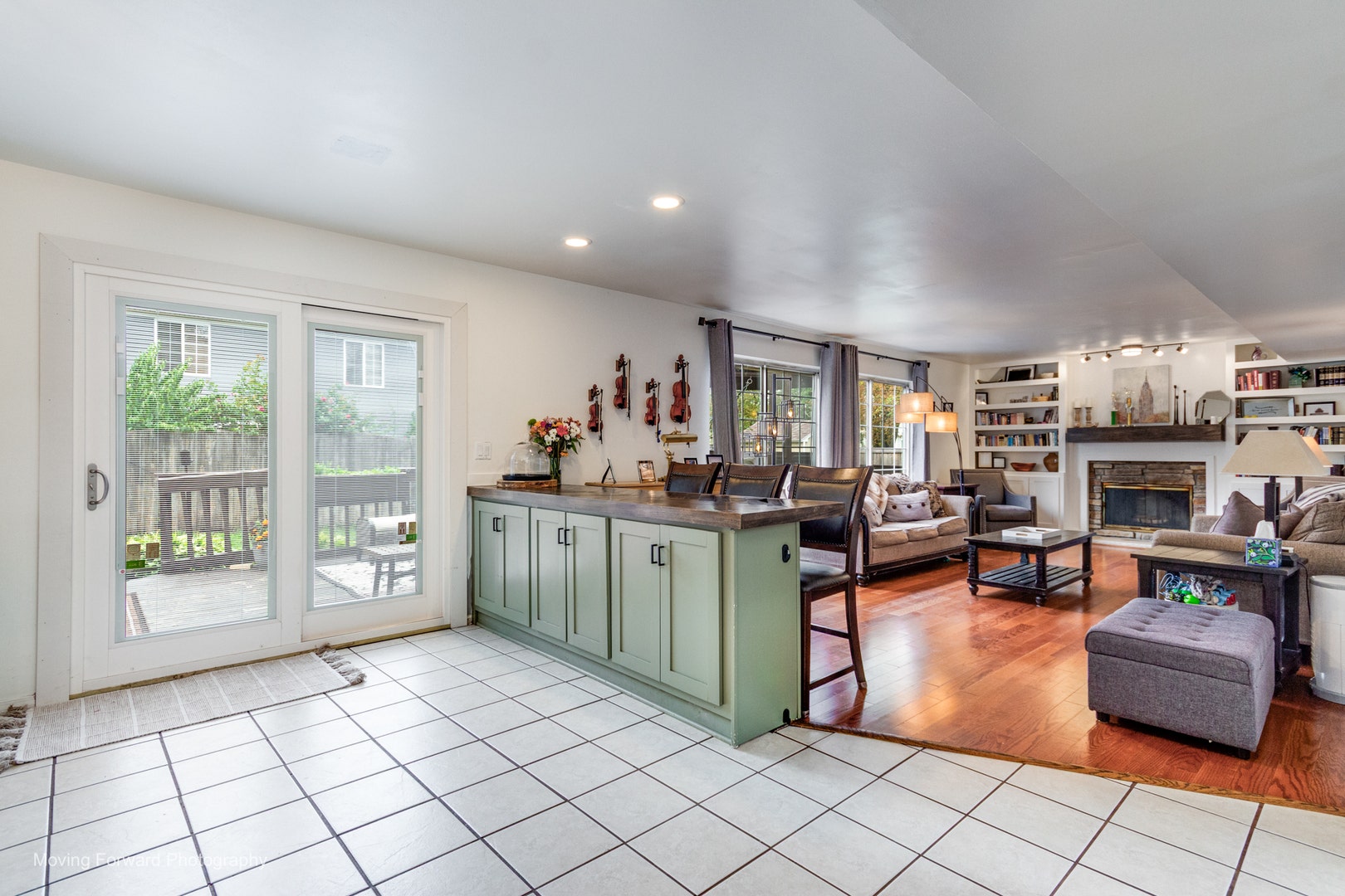1301 Big Oak Trail, Aurora, IL 60506 1301 Big Oak Trail, Aurora, IL 60506