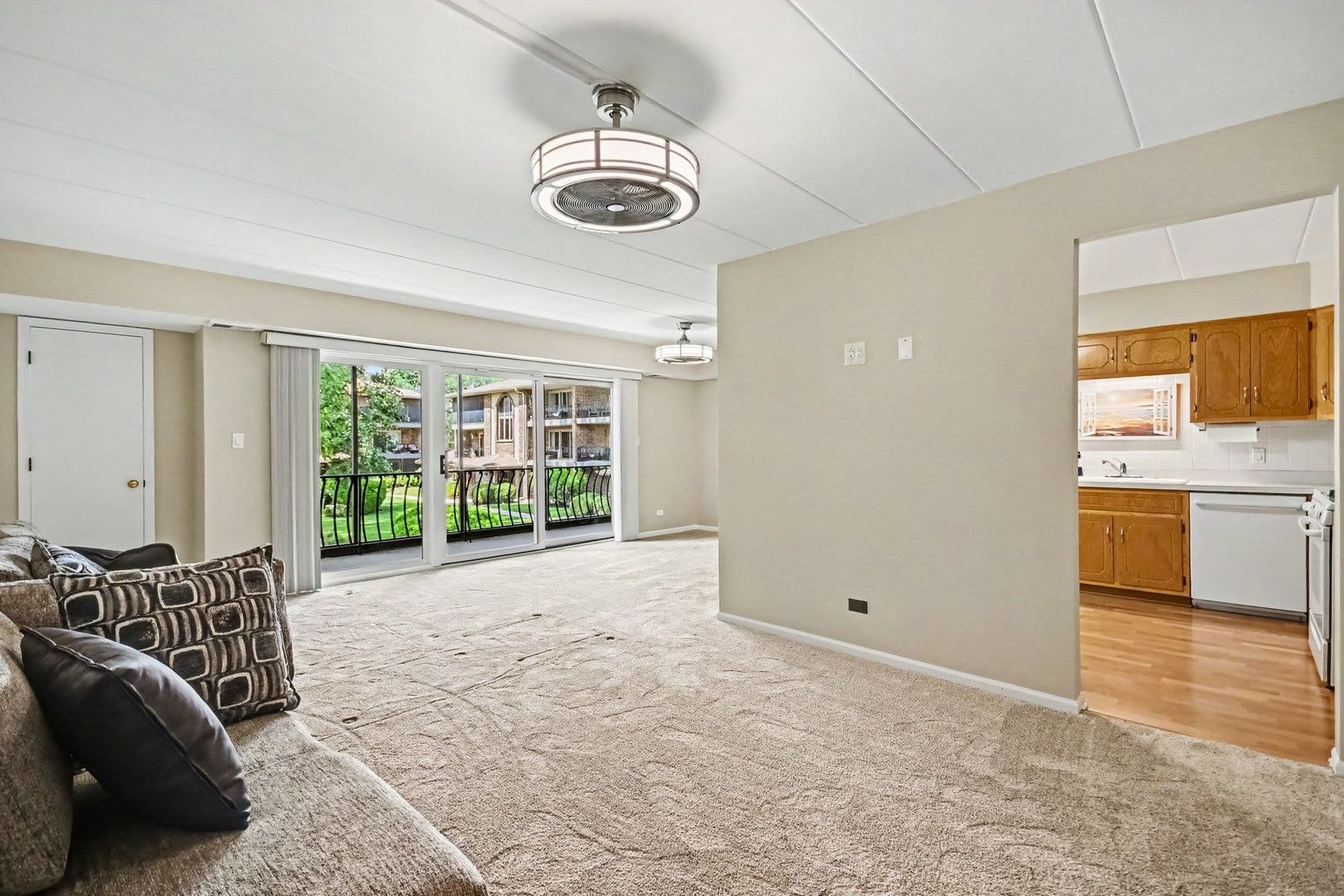 8842 W 140th Street, #2B, Orland Park, IL 60462